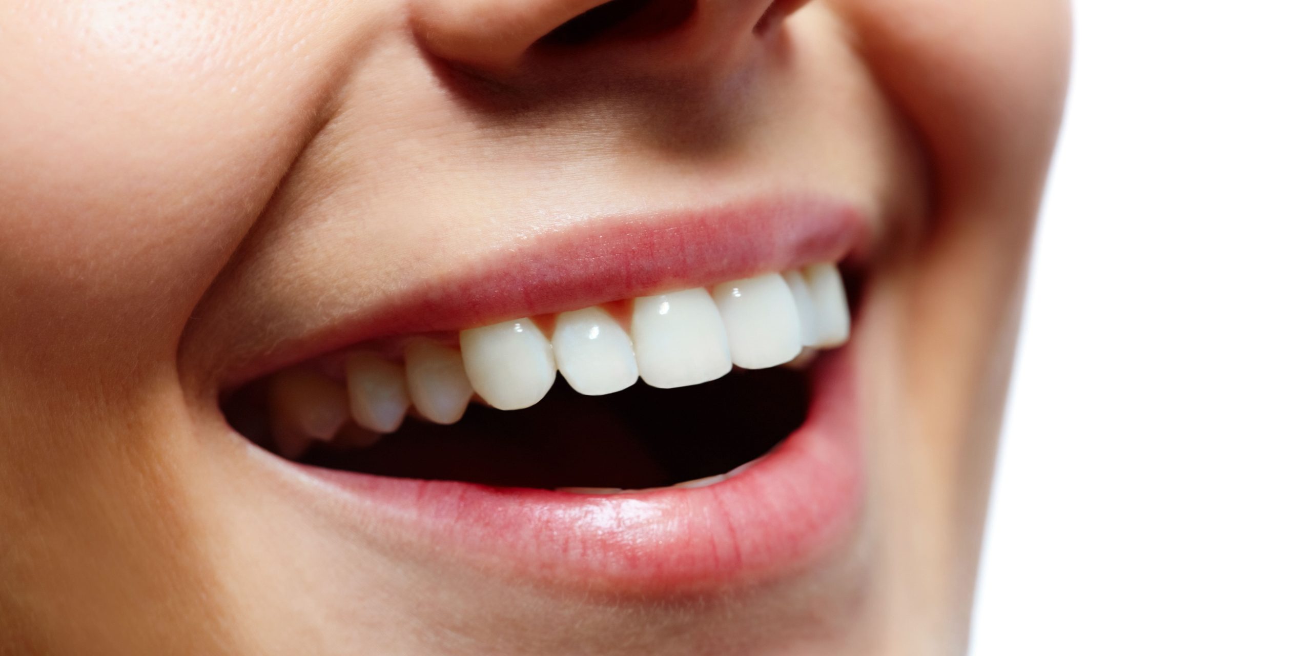 چگونه دندان های سفیدی داشته باشیم؟